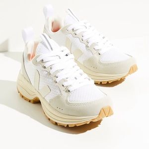 Veja Venturi Sneakers White/Pierre/Natural Size 8